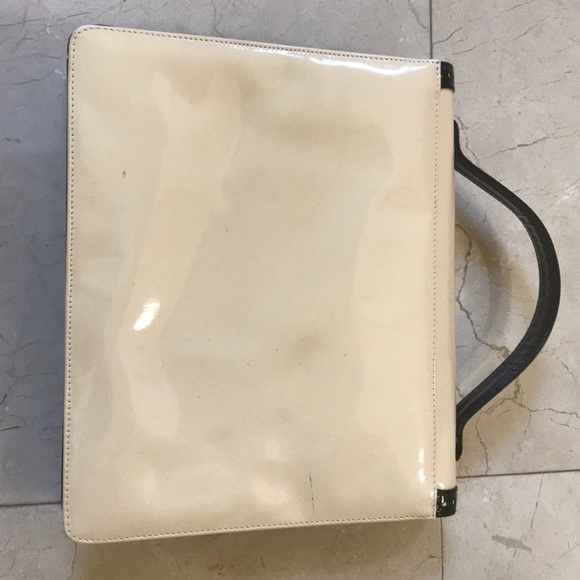 Bally White patent Marsanny Bag - Picture 3 of 7